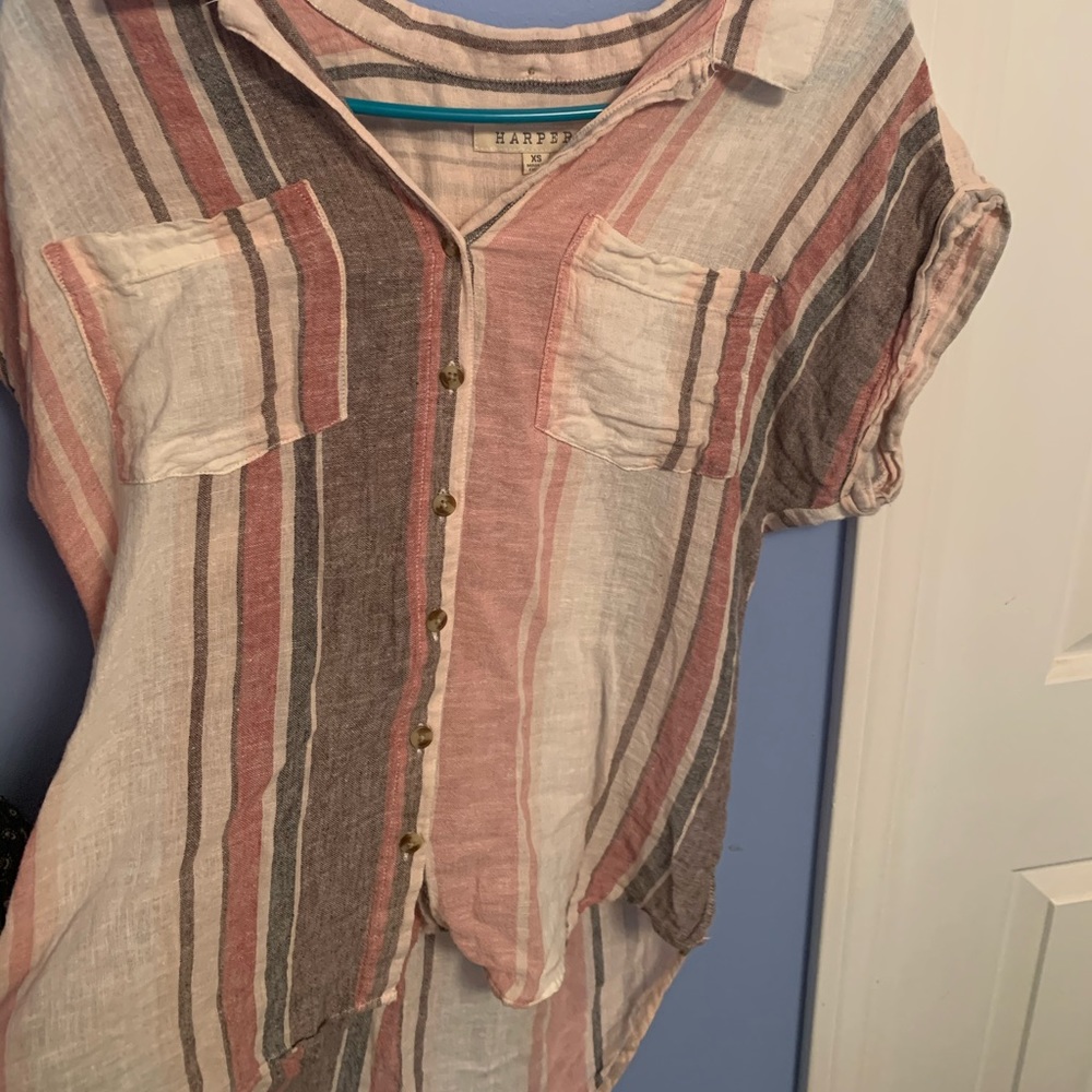 Francesca’s Collection Shirt in size XS